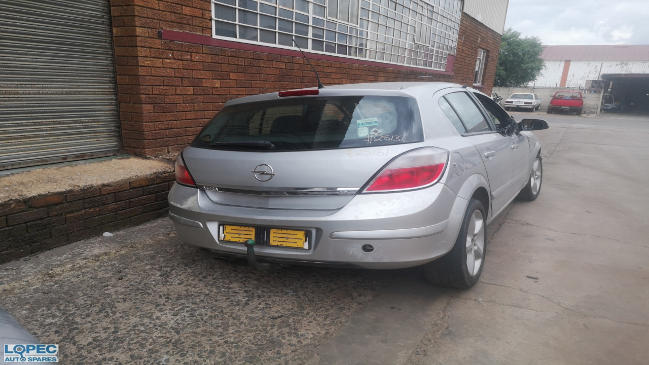 OPEL,Astra image
